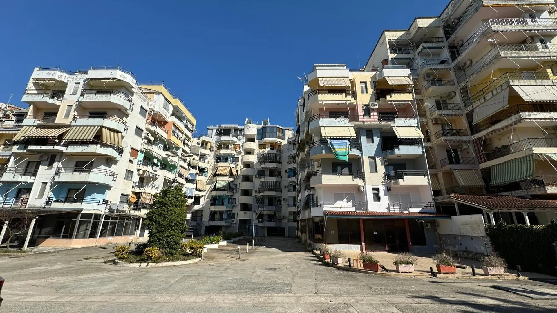 Апартаменты Golem Panoramic Penthouse Албания